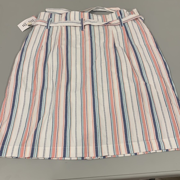 NWOT paper bag skirt SIZE 4 - Picture 5 of 6